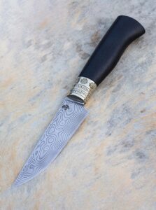 damascus knife