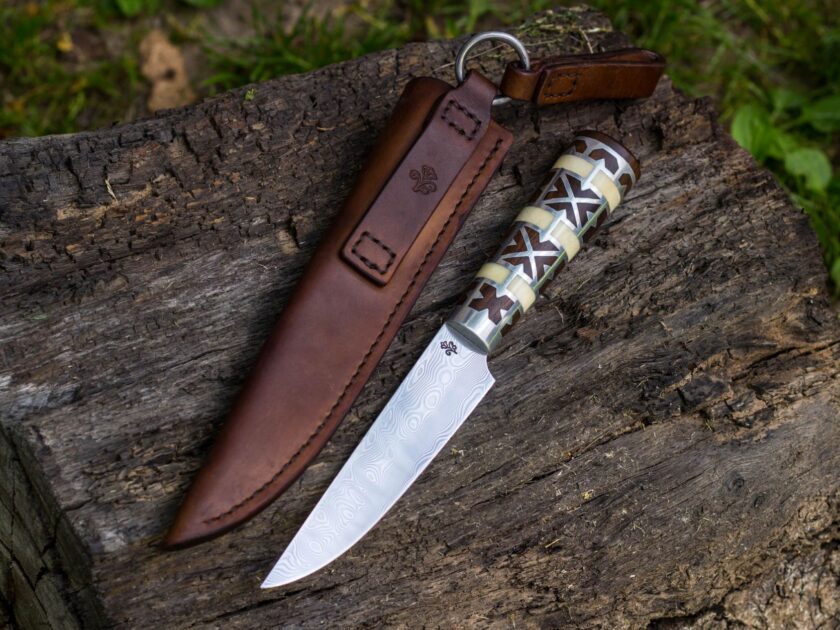 damascus knife